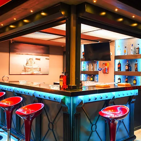 سيرين ساري فندق