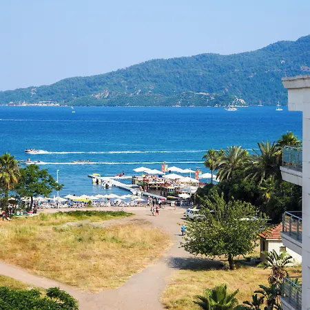 فندق سيرين ساري