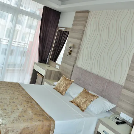 Szálloda Seren Sari Marmaris