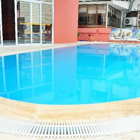Seren Sari Hotel 3*