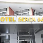 思润纱丽酒店 马尔马里斯